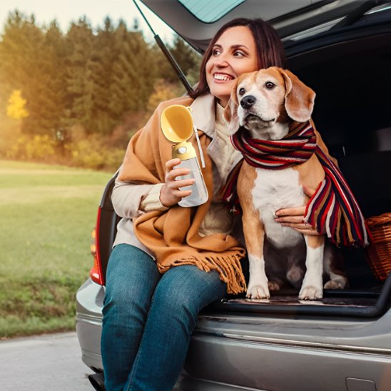 Gourde chien femme avec son chien